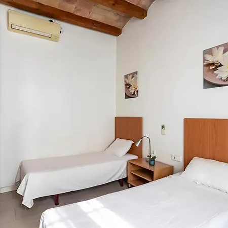 Mooeve Sant Antoni Барселона